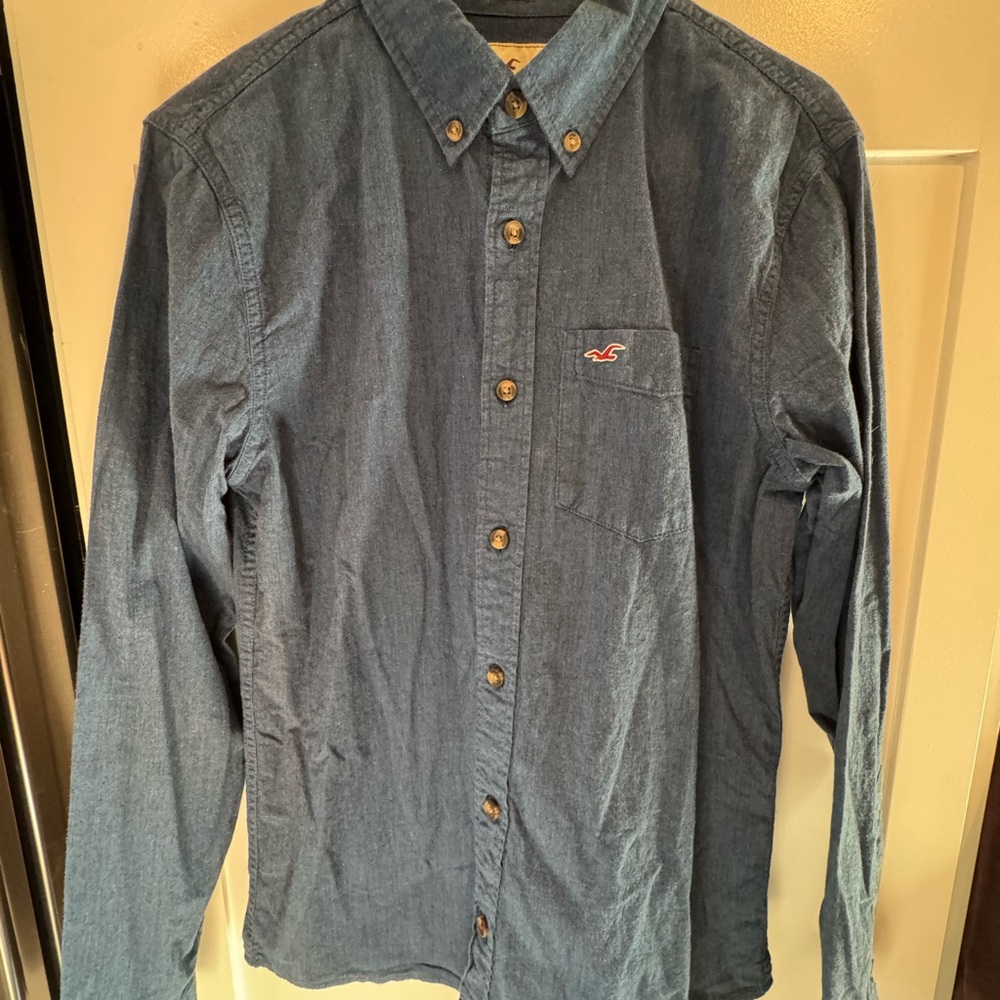 Hollister Men's Denim Blue Casual Shirt